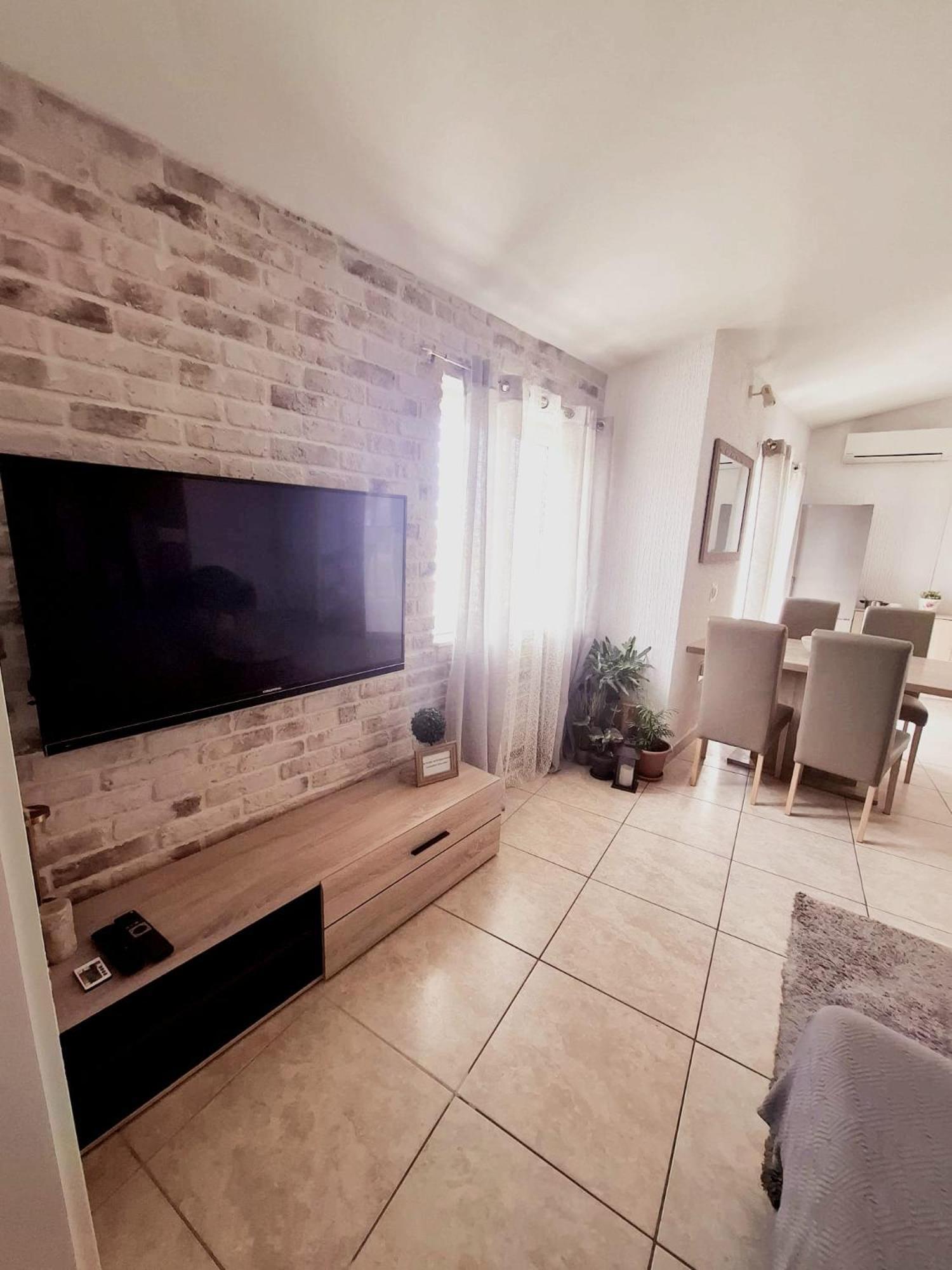 דירות פרימוסטן Apartman Simun מראה חיצוני תמונה